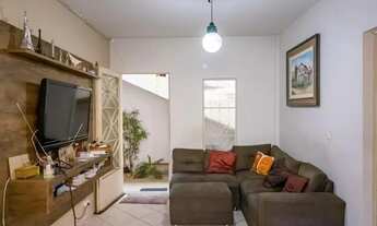 Imagem 7: Casa à Venda - Sagrada Família, 8 Quartos, 245 m2