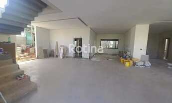 Imagem 2: Casa Condomínio Fechado para alugar, 4 quartos, Jardim Botânico - Uberlândia/MG - Rotina I