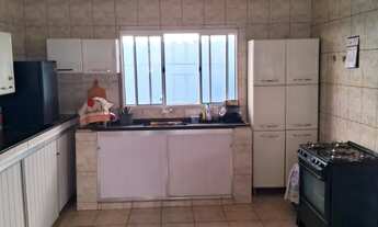 Imagem 6: Casa com 03 Dormitórios ao Lado Avenida 02 de Dezembrk