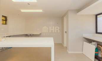 Imagem 5: Cobertura Duplex com 03 dormitórios sendo 01 suíte e 01 vaga de garagem em Caiobá