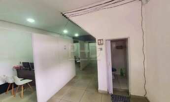 Imagem 5: Prédio com 332 m² de área total, mais ou menos uns 750 m² de área construída