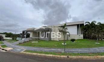 Imagem: Sobrado de Esquina no Condomínio do Lago