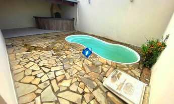 Imagem 2: Linda Casa no Jardim Europa com Ampla Área de Lazer