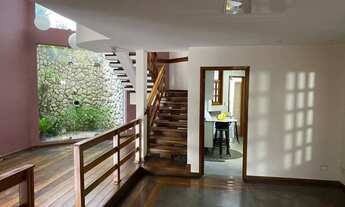 Imagem 7: Sobrado disponível aluguel ou venda. 4 suítes Setor Oeste - Goiânia - GO