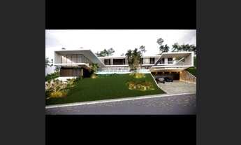 Imagem 2: Sobrado para venda tem 817 metros quadrados com 5 quartos