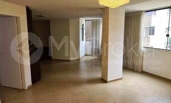 Imagem 7: Apartamento para venda possui 161 metros quadrados com 4 quartos em Setor Oeste - Goiânia