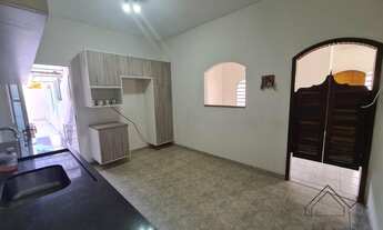 Imagem 3: Casa para Venda em Taubaté, Parque Senhor do Bonfim, 3 dormitórios, 1 suíte, 2 banheiros