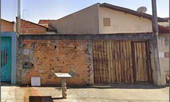 Imagem: Casa (140m²) com 2 vagas de garagem em