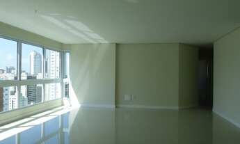 Imagem 2: Apartamento com 4 dormitórios à venda, 140 m² por R$ 2.191.998,87 - Centro - Balneário Cam