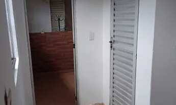 Imagem 3: Alugo Kit Net na Passagem Hortinha, 99 - Bairro do Marco