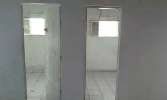 Imagem 4: Um quitinete Casa com 2 dormitórios