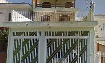 Imagem: Sobrado com 2 casas no terreno à venda