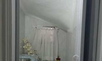 Imagem 5: SOBRADO AMPLO , COM PORTÃO AUTOMÁTICO , 3 DORMITÓRIOS ( SENDO 1 SUÍTE ) 2 VAGAS DE GARAGE