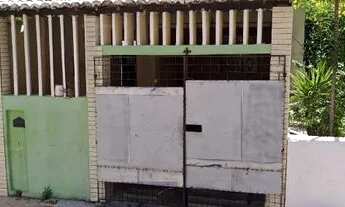 Imagem: ALUGA-SE CASA NA PRAIA DE IRACEMA COM 03