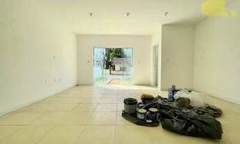 Imagem 4: Sobrado com 3 dormitórios (1 Suíte) e amplo terreno - Bairro da Velha