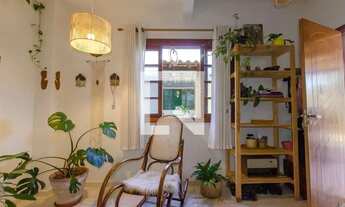 Imagem 6: Casa para Aluguel - Rio Tavares, 2 Quartos, 150 m2