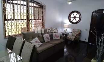 Imagem 4: CASA COM TRÊS QUARTOS SENDO UM SUÍTE, EM VILA VALQUEIRE, RUA QUIRIRIM