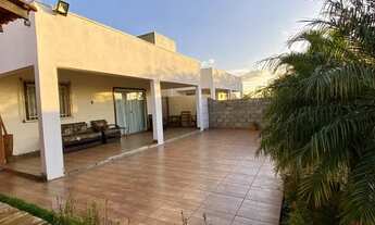 Imagem 2: Casa com piscina e 3 quartos em chapada dos guimaraes