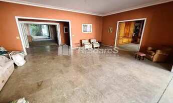 Imagem 2: Apartamento com quatro quartos em Copacabana. Rua Pompeu Loureiro