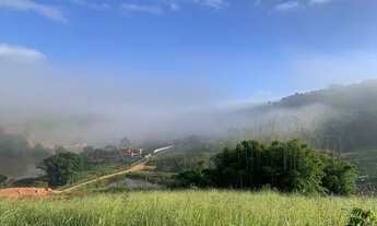 Imagem 4: Terreno de 800m² com linda vista para lago e com platô