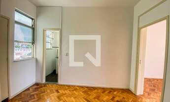 Imagem 2: Apartamento à Venda - Catete, 1 Quarto, 32 m2