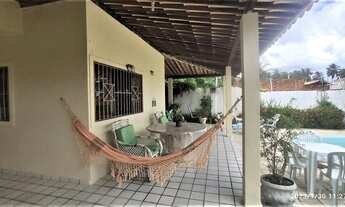 Imagem 4: Alugo Casa 5/4 mobiliada contrato ANUAL na Barra de São Miguel com piscina