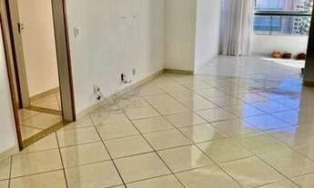 Imagem 2: Apartamento para venda possui 110 metros quadrados com 3 quartos no Ed Chateau DOrly