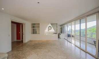 Imagem 3: Lindo apartamento 4 quartos, sendo 2 suítes, varanda , 3 vagas na escritura