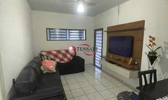 Imagem 3: Aluga casa Vila Maceno com 2 dormitórios, sala 2 ambientes, cozinha planejada, varanda, 3