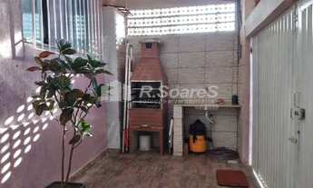 Imagem 2: Casa com dois quartos sendo um suíte, em Magalhães Bastos, rua Nordestina