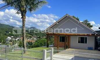 Imagem: Casa proximo ao centro com 3 dormitórios