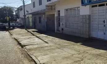 Imagem 2: Casa com 3 dormitórios para alugar em Nepomuceno