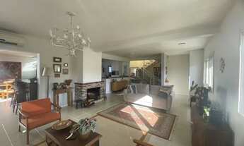 Imagem 3: Casa 3 dormitórios no Laranjal, parte alta, piscina, churrasqueira, excelente estado!