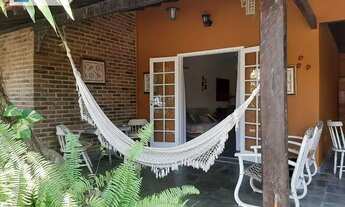 Imagem: Casa à venda de 4 quartos, 2 suítes, 175