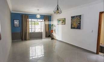 Imagem: Casa à Venda - Ipiranga, 3 Quartos, 252