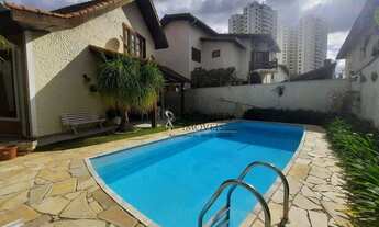 Imagem 2: Sobrado com 3 Dormitórios (1 Suíte) e Piscina 335 m² - venda por R$ 1.770.000 ou aluguel p