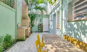 Imagem 2: Casa com 4 dormitórios em rua tranquila , quase particular, no coração da Vila Mariana