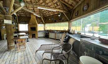 Imagem 2: Casa para aluguel e venda tem 300 metros quadrados com 4 quartos , com casa caseiro