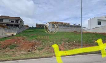 Imagem: Casa de condomínio para venda tem 452 metros