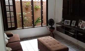 Imagem 3: Térrea para aluguel e venda tem 190 metros quadrados com 3 quartos