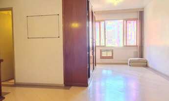 Imagem 4: Apartamento para venda possui 99 metros quadrados com 3 quartos em Copacabana - Rio de Jan