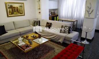 Imagem 3: Apartamento com três quartos sendo dois suites e vaga, em Copacabana, Rua Domingos Ferreir