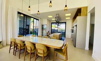 Imagem 6: Casa de condomínio térrea para venda com 220 metros quadrados com 4 quartos