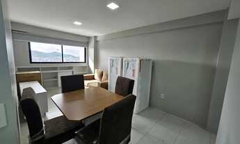 Imagem 2: Apartamento para aluguel e venda possui 60 m2no bairro universitário, Caruaru/PE