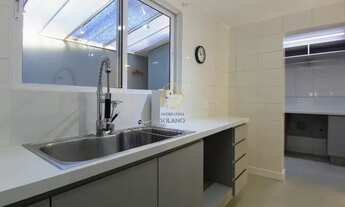 Imagem: Casa Triplex em Condomínio fechado