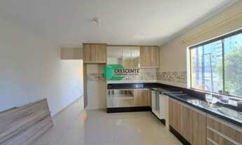 Imagem 3: Sobrado e salão comercial próximo ao Parque Regional e Palácio do Pão