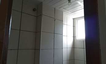 Imagem 6: AO LADO DA AV TREZE DE MAIO, DOIS QUARTOS, UM BANHEIRO SOCIAL, SALA, COZINHA