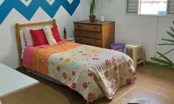 Imagem 3: Terreno com 3 casas