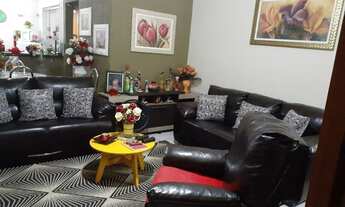 Imagem 2: Casa 3 dorm excelente