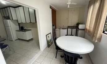 Imagem 4: Apto 2 dormitórios mobiliado no centro de Balneário Camboriú-SC